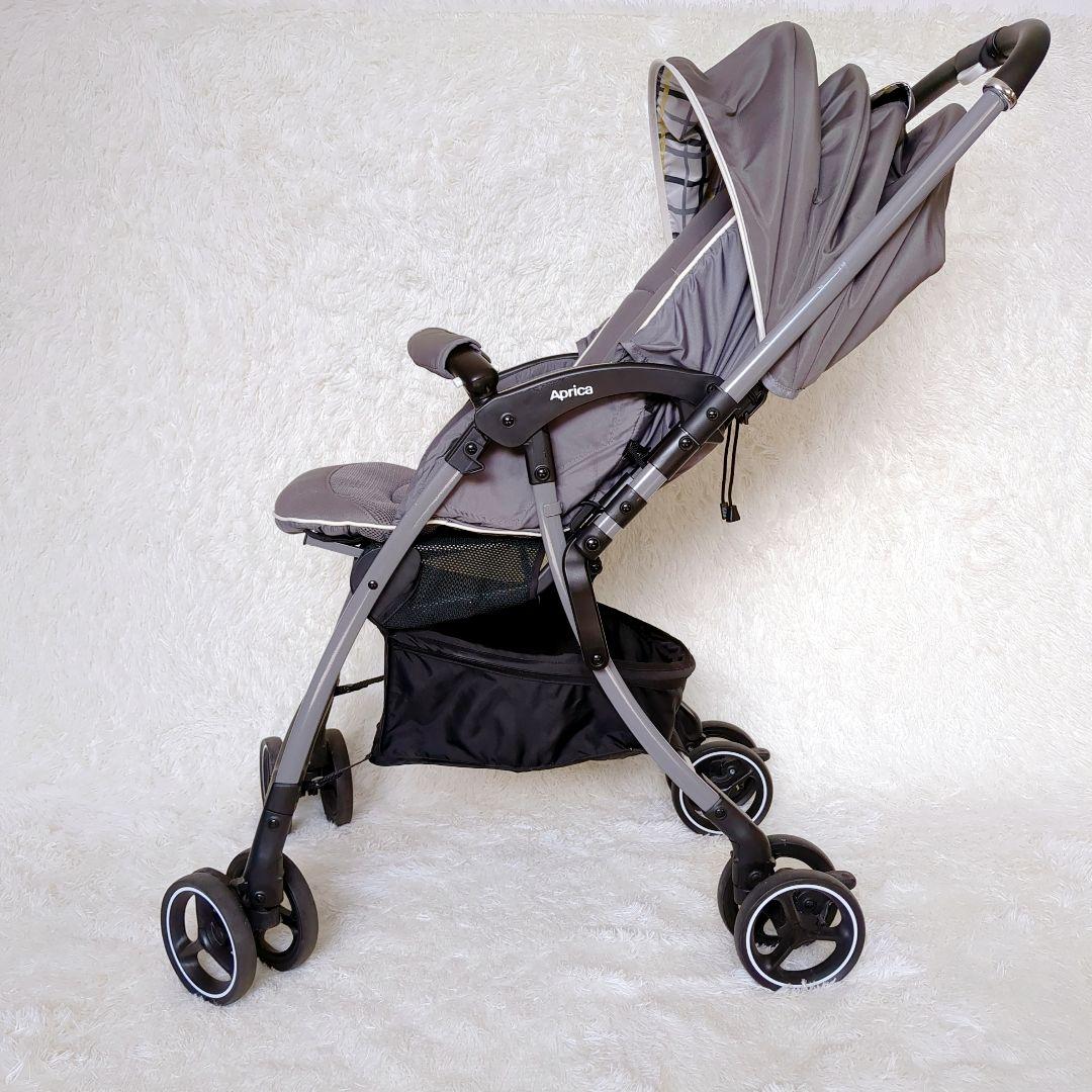 Aprica✨️ラクーナクッション　ゴールデンジオメトリックス　ベビーカー軽量