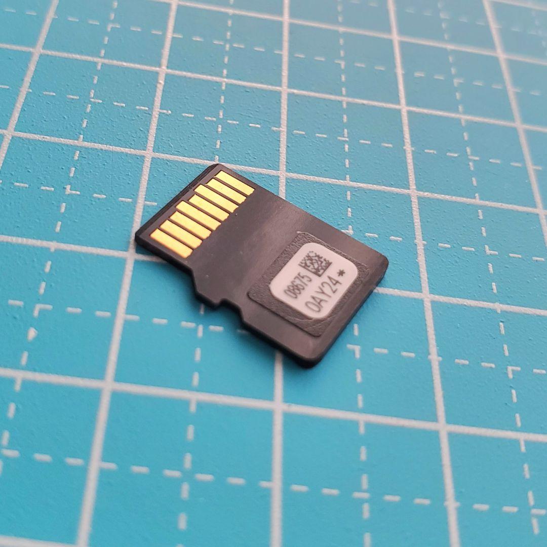 トヨタ純正　地図データ SDカード　2020年　NSZN-W64T　ナビ　地図