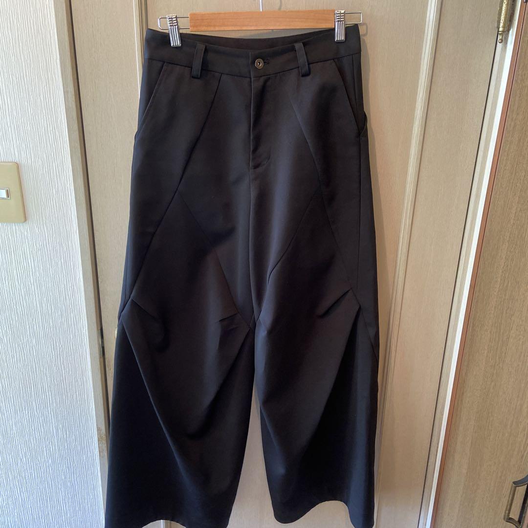COMMON/DIVISOR 変形ワイドパンツ サイズ1 - メルカリ COMMON/DIVISOR 変形ワイドパンツ サイズ1 - メルカリ