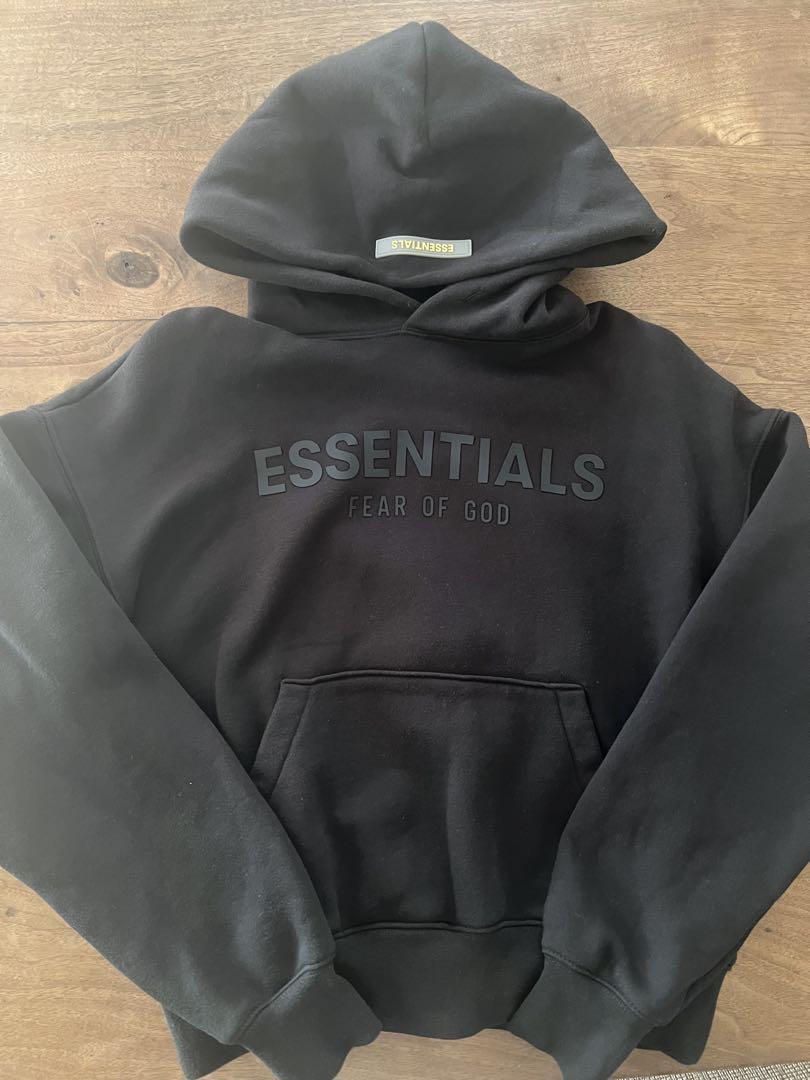 ESSENTIALS フロントラバープリントパーカーキッズサイズ