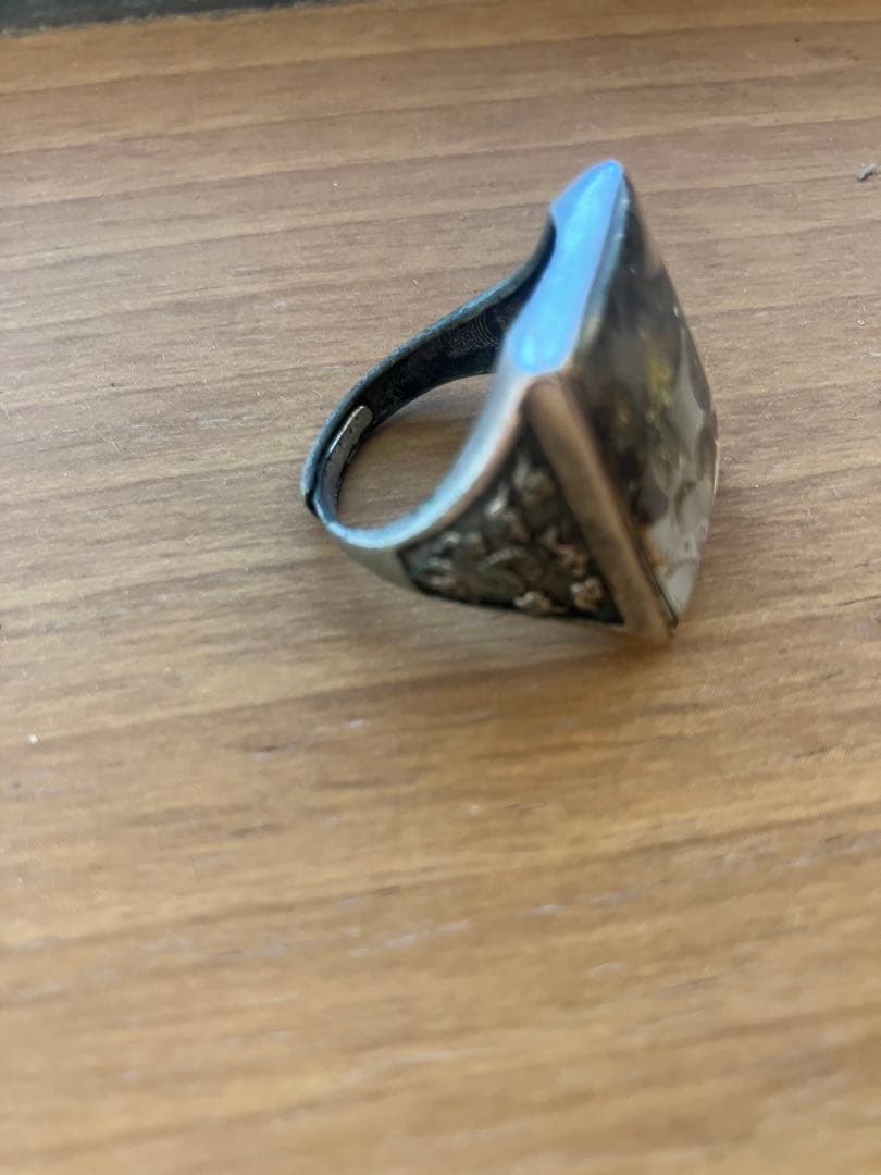 シルバー スクエア型リング セイムチャン隕石 フリーサイズ シルバー スクエア型リング セイムチャン隕石 フリーサイズ