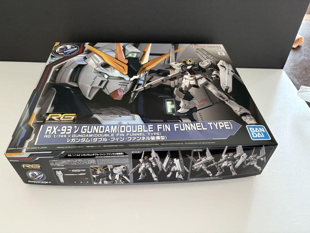RG RX93 νガンダム ダブルフィンファンネル装備型　ガンプラ