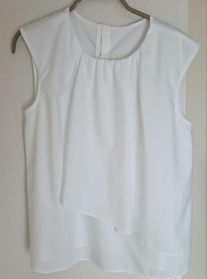 NATURAL BEAUTY BASIC　ラップドレープブラウス