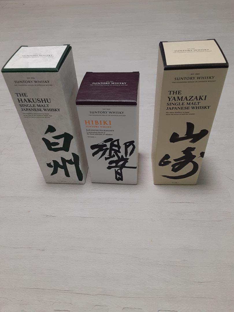 ノートパソコン 響、山崎、白州 ウイスキー ノートパソコン 響、山崎、白州 ウイスキー