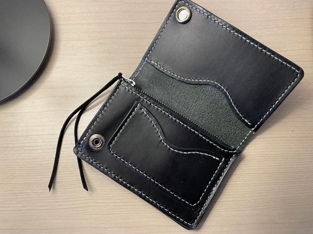 ミドルトラッカーウォレット