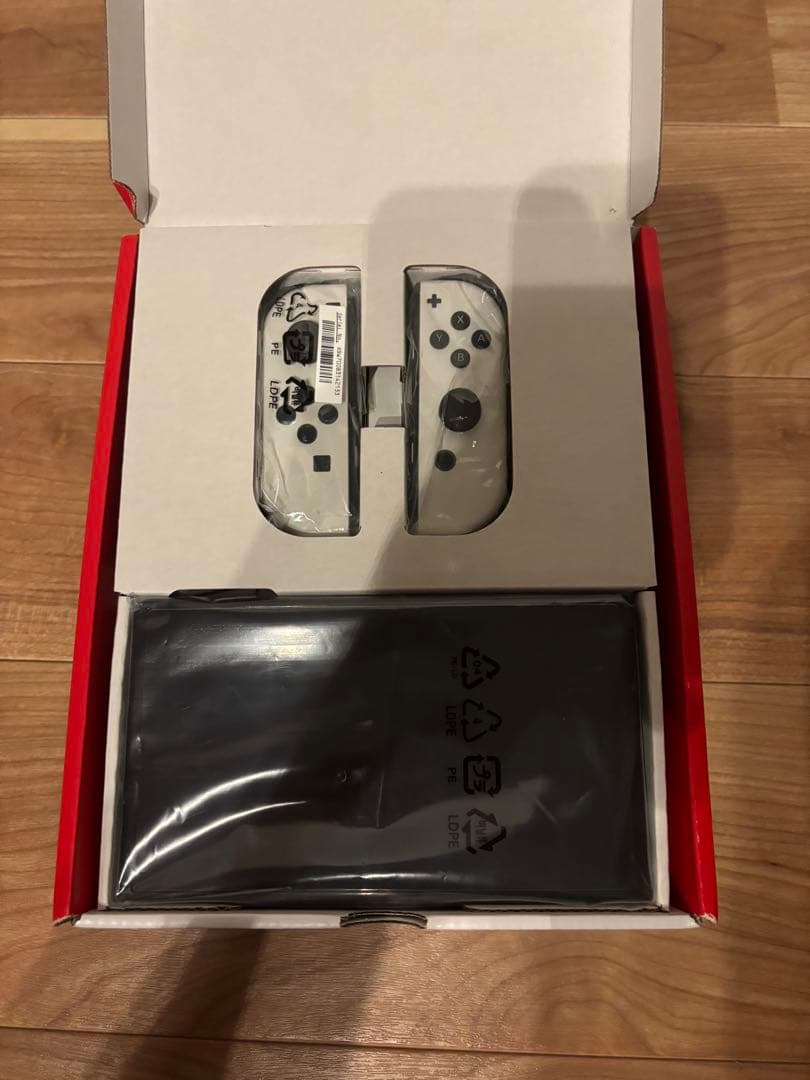Nintendo Switch (有機ELモデル) ホワイト 本体