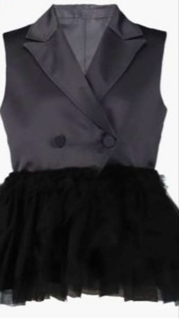 bibiy. NINA SLEEVELESS JACKET SIZE