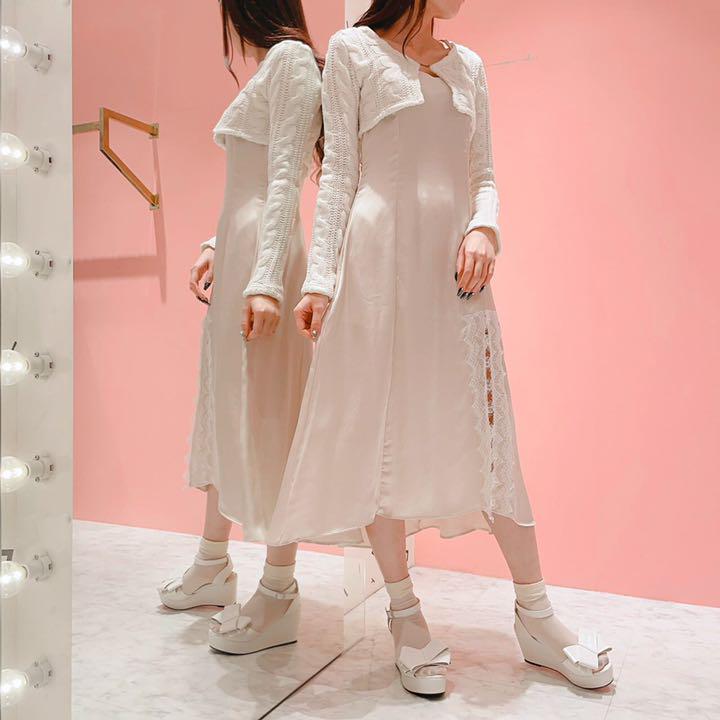 割引発見 lilLilly♡ロゴニットカーディガン 割引発見 lilLilly♡ロゴニットカーディガン