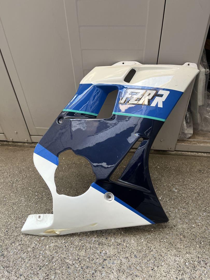 FZR250 サイドカウル　右　2KR