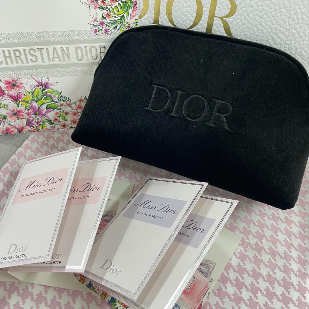 Diorローション+洗顔料+美容液+パルファムの試供品セット（ポーチ付き）