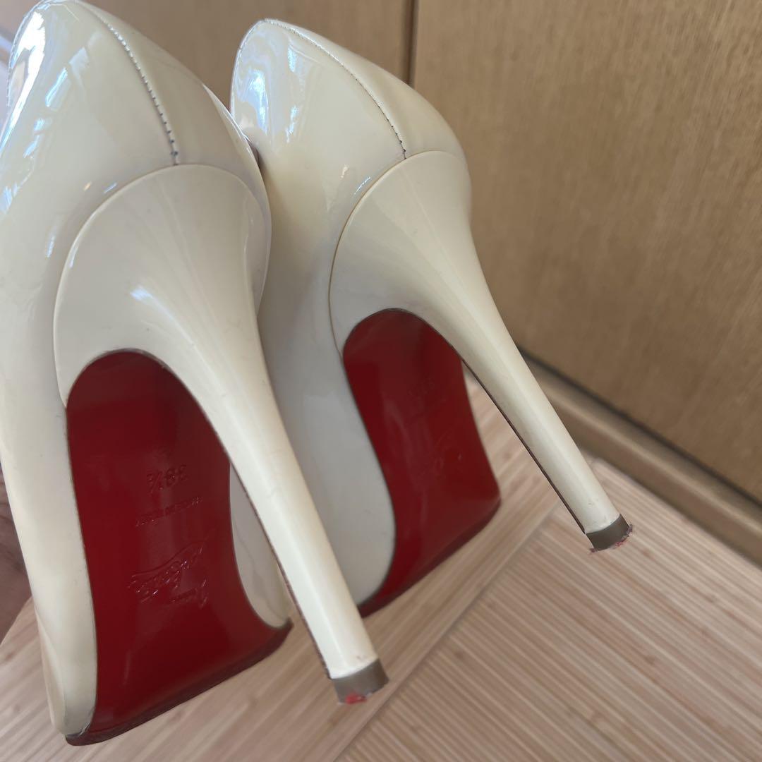 ChristianLouboutin(クリスチャンルブタン) エナメルパンプス ChristianLouboutin(クリスチャンルブタン) エナメルパンプス
