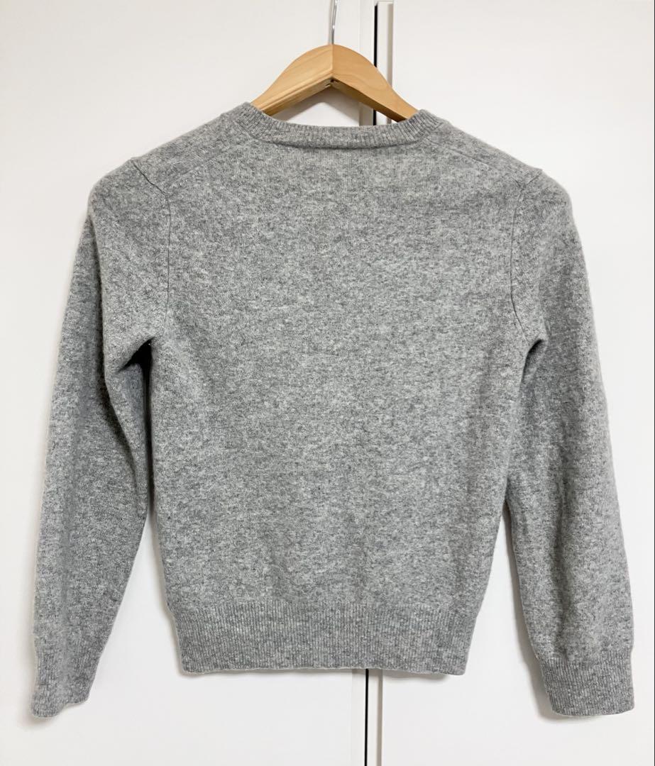 PLAY COMME des GARCONSのVネックニットセーター　Sサイズ