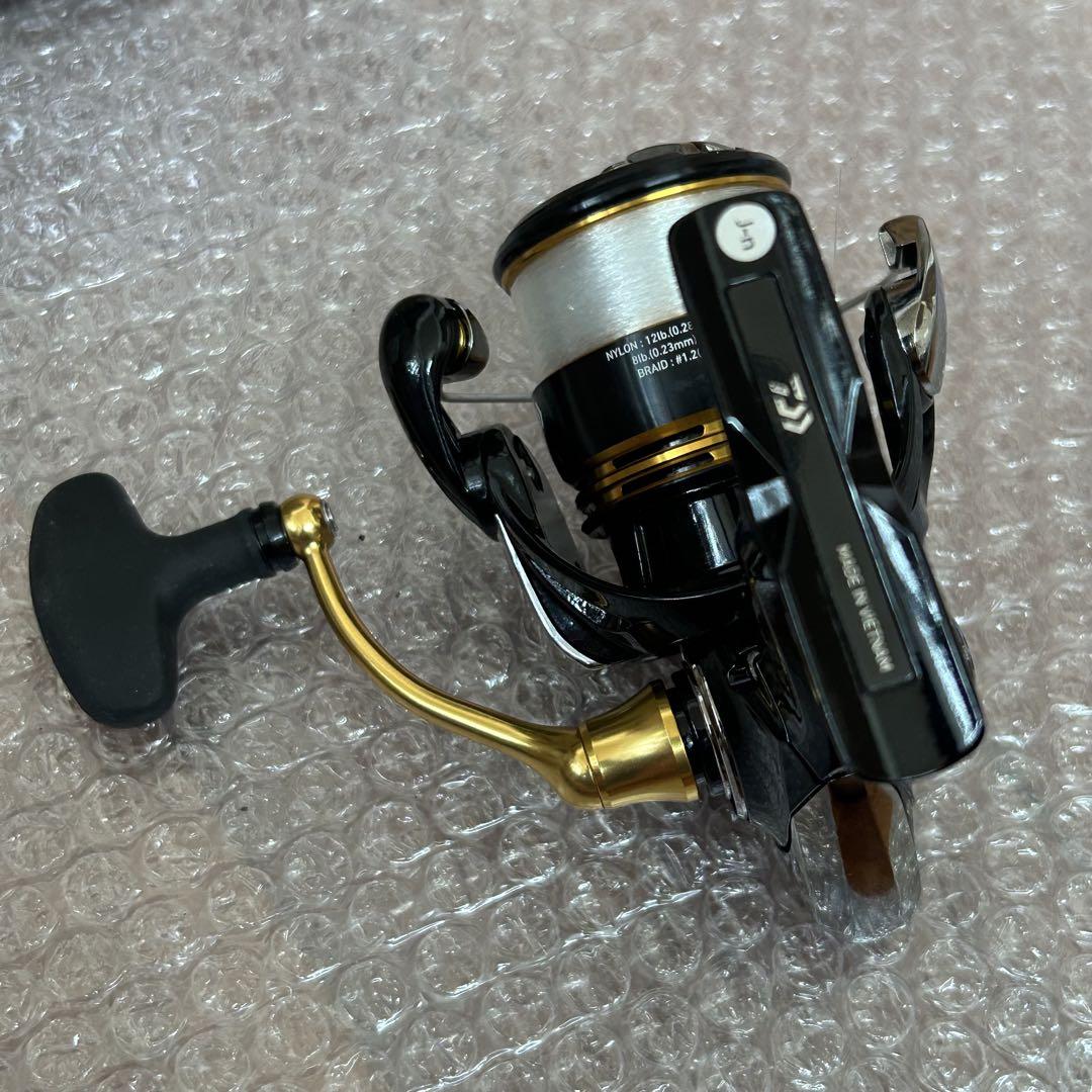 【美品】ダイワ 23 レガリス LT 2500D