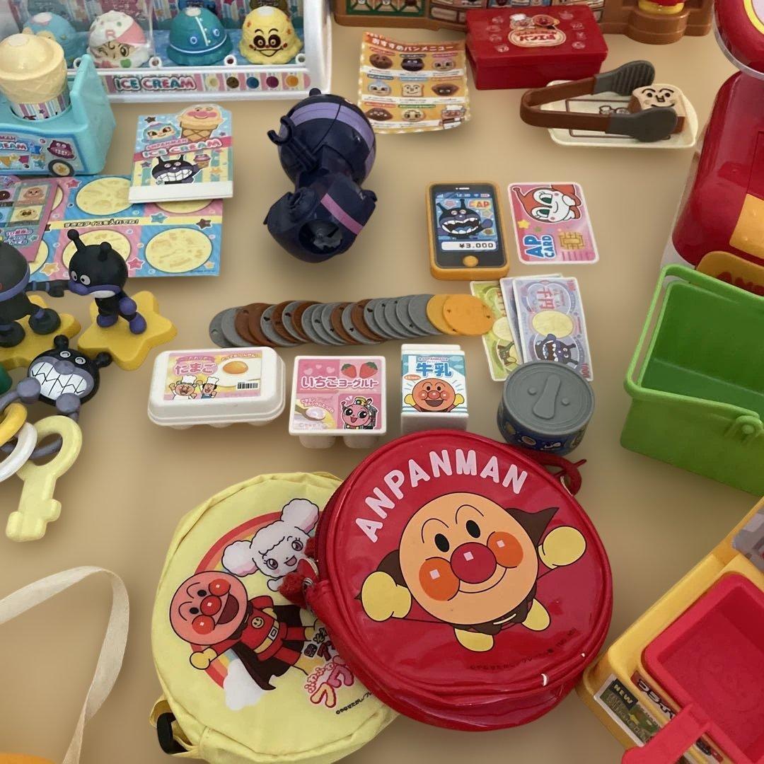 アンパンマン 大量おもちゃまとめ売り アンパンマン 大量おもちゃまとめ売り