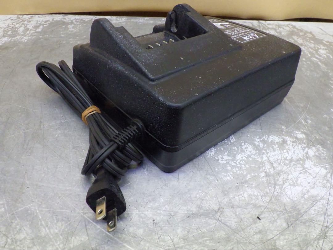 Panasonic パナソニック　電動自転車 充電器　NKJ069Z1 中古品