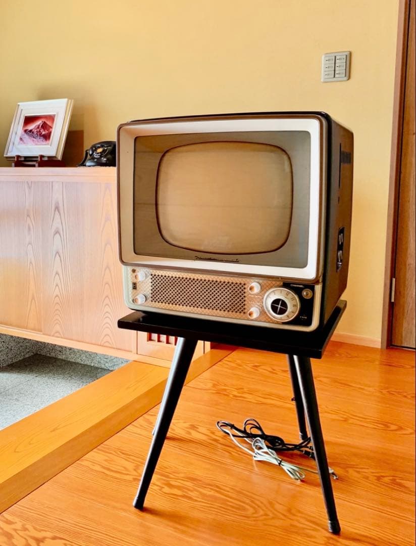 整備済み(地デジ対応) ナショナル ブラウン管テレビ 白黒テレビ 昭和レトロ 整備済み(地デジ対応) ナショナル ブラウン管テレビ 白黒テレビ 昭和レトロ