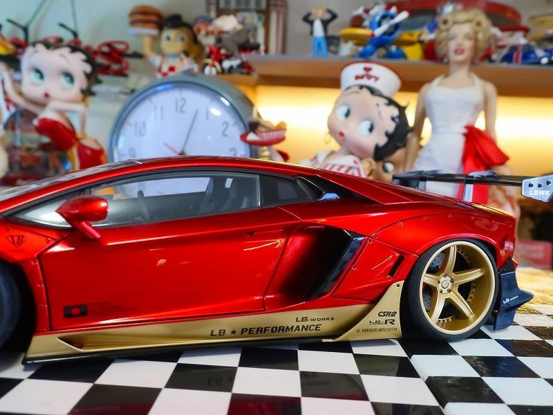 1/18 Aa LBWK ランボルギーニ アヴェンタドール ミニカー ミニカー