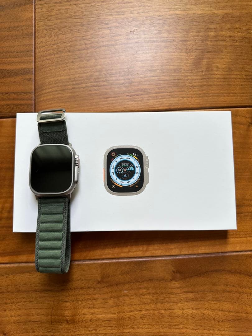 正規Apple Watch Ultra 49MM 第一世代 充電器　純正ベルト