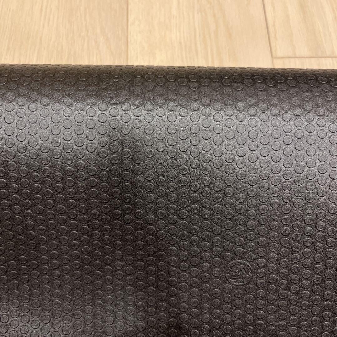 新品 ヨガマット マンドゥカ ブラックマット 6mm プロ Manduka