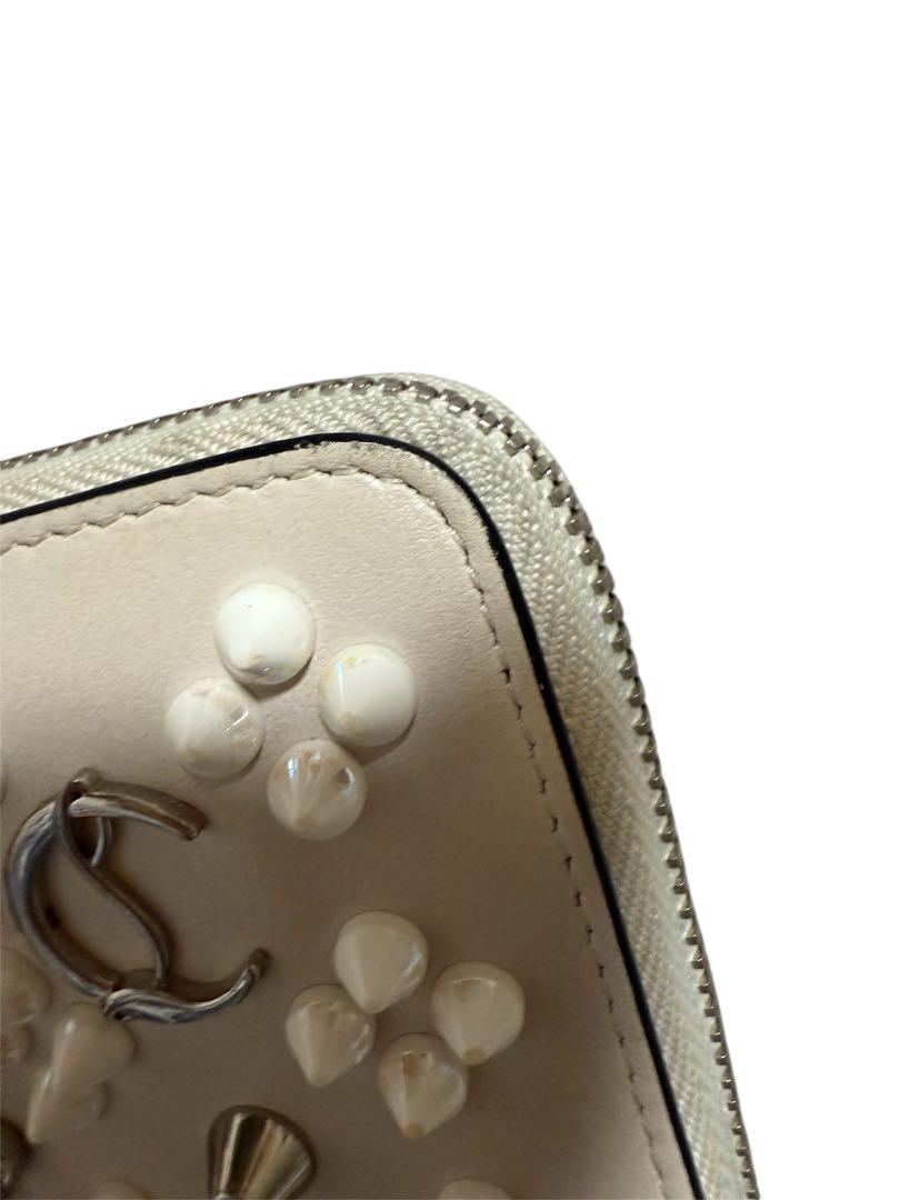 [超美品]Christian Louboutinクリスチャンルブタン白 長財布