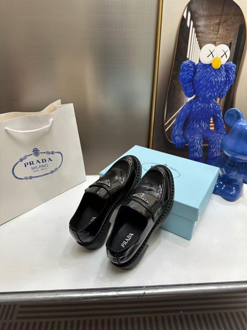 PRADA ローファー エナメル 厚底 ブラック 37 三角ロゴ
