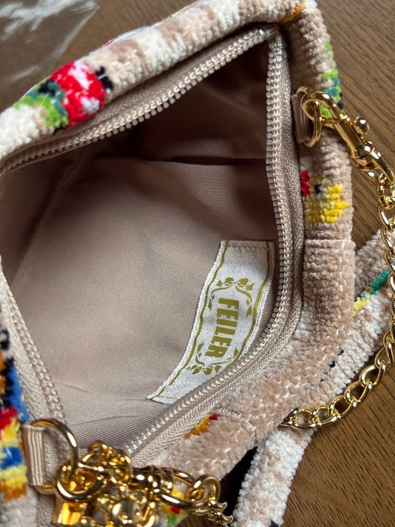 美品　フェイラーアンドハイジ　ポーチ　ショルダーストラップ　ベージュ