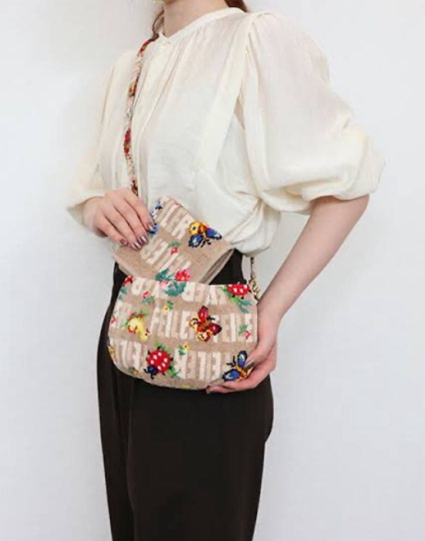 美品　フェイラーアンドハイジ　ポーチ　ショルダーストラップ　ベージュ