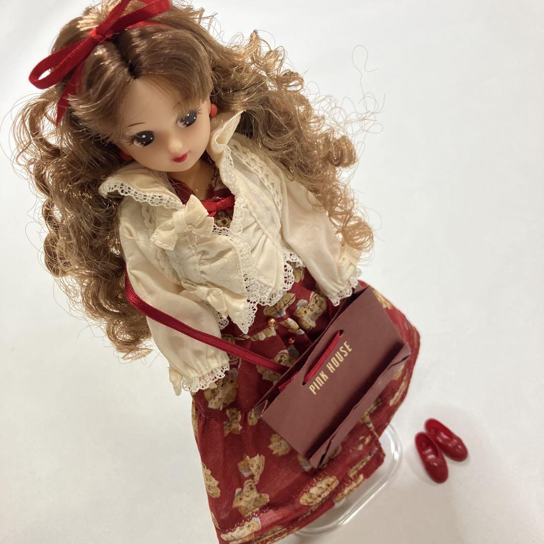 ピンクハウス　リカちゃん とってもかわいいピンクハウスとタカシマヤオリジナルのリカ