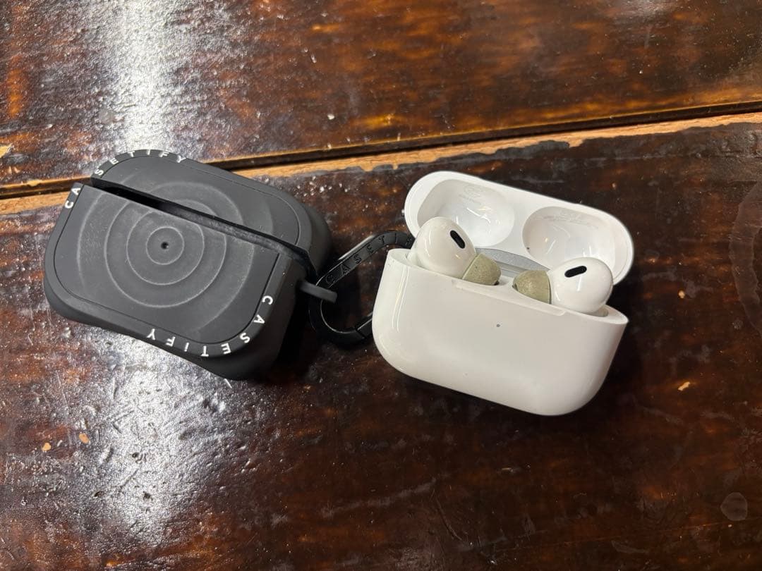 購入から2週間　airpods pro2+ケース