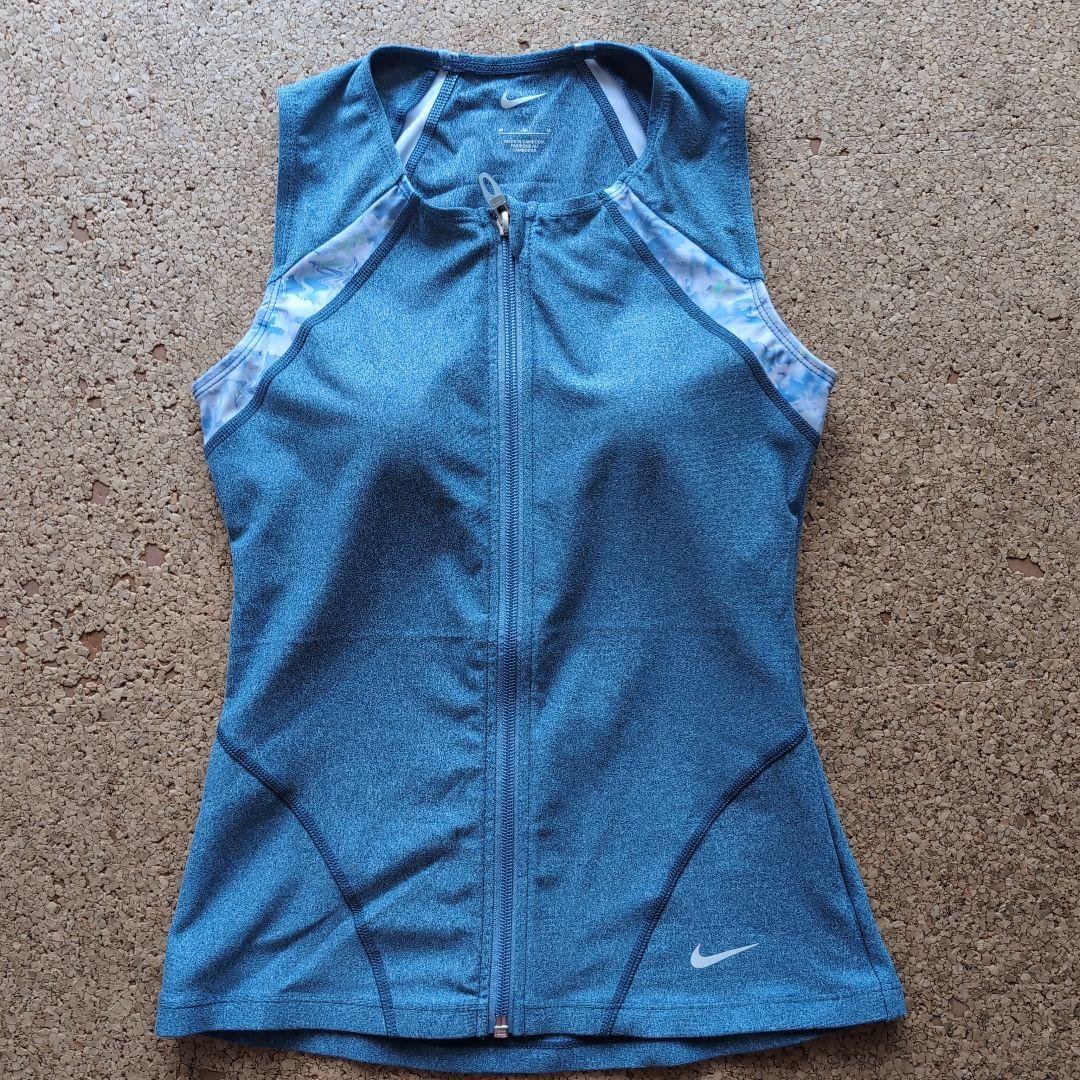 Nike フィットネス水着 ジップ付きセパレート（タグ付） - メルカリ
