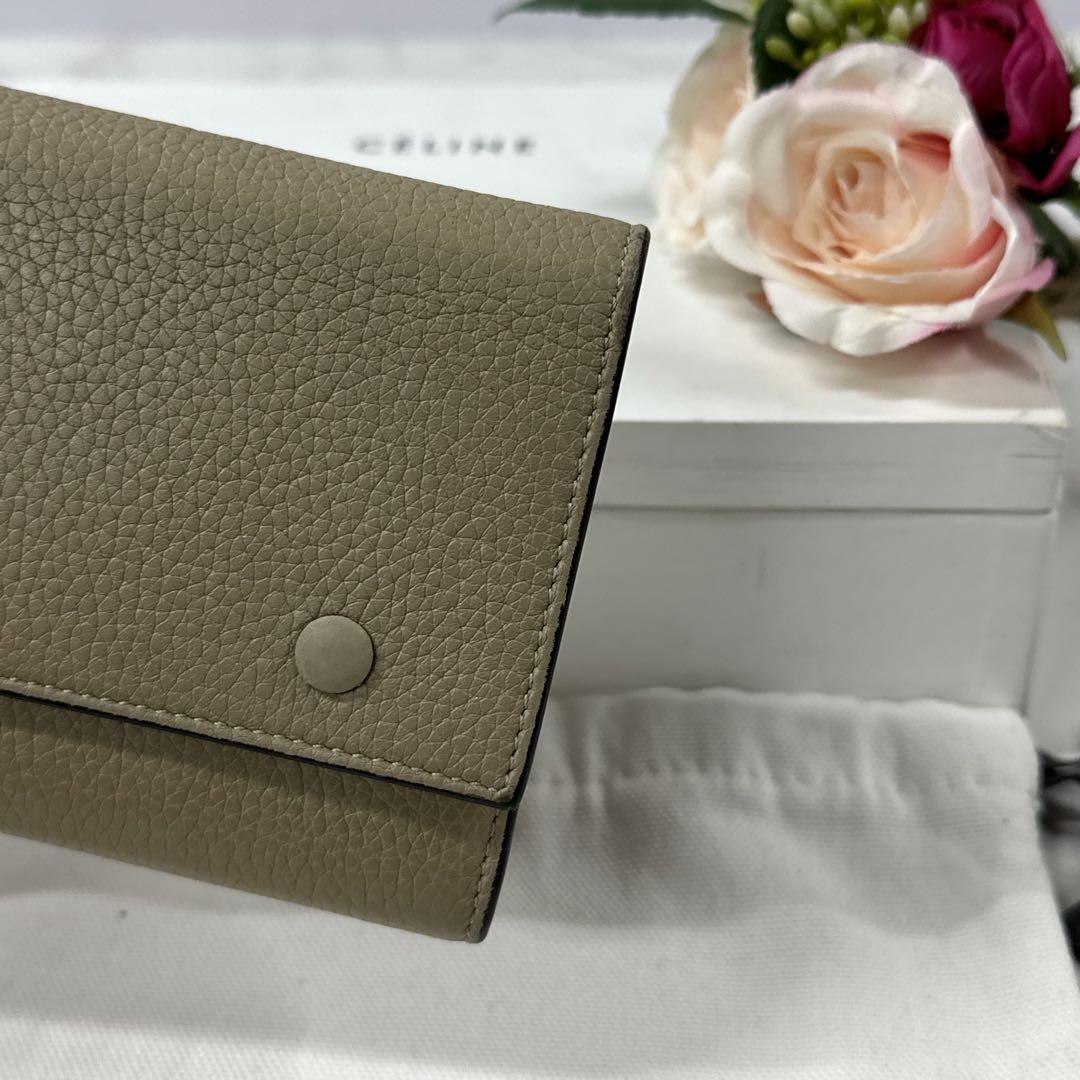 新品同様‼️ セリーヌ　CELINE 財布　二つ折り　長財布　マルチファンクション