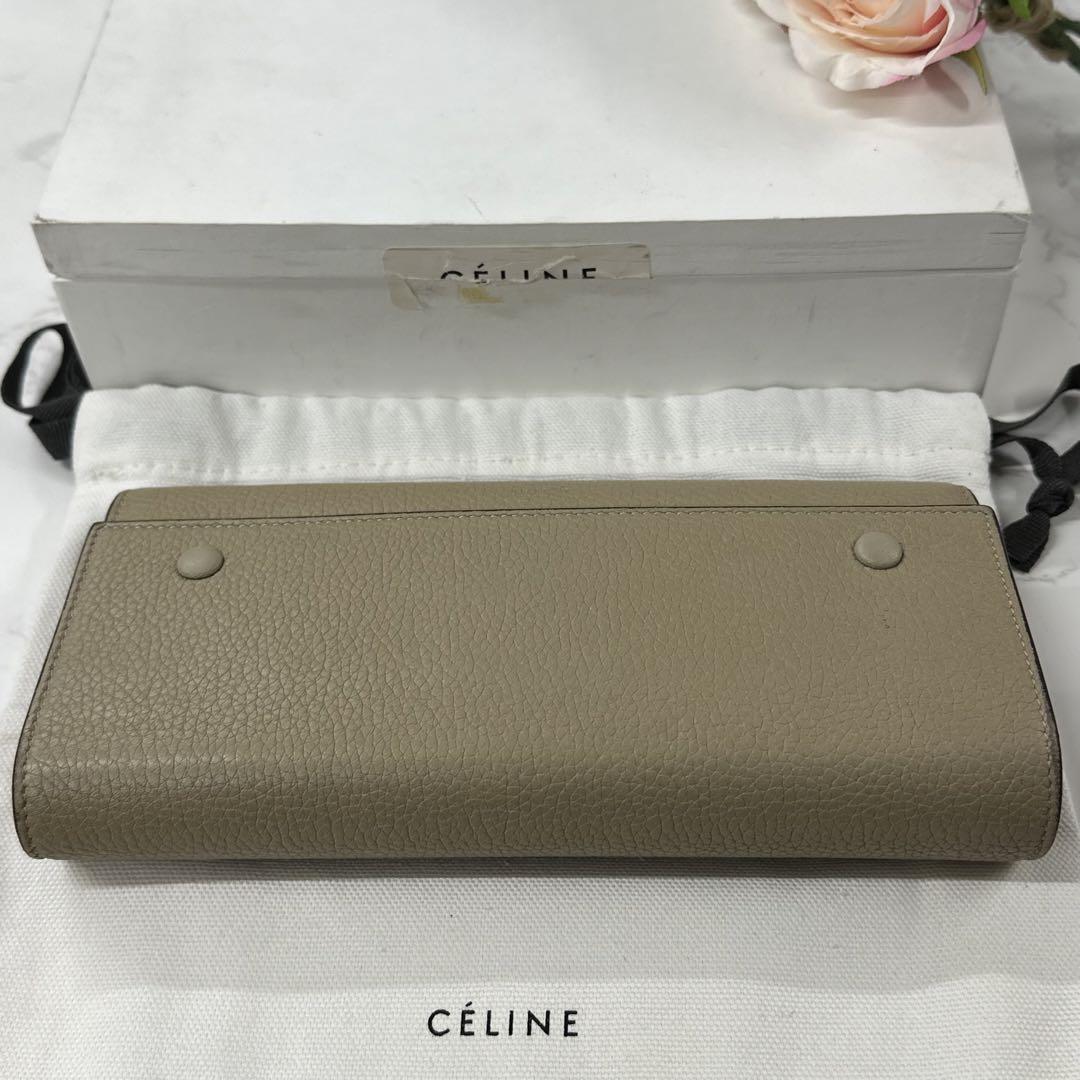新品同様‼️ セリーヌ　CELINE 財布　二つ折り　長財布　マルチファンクション