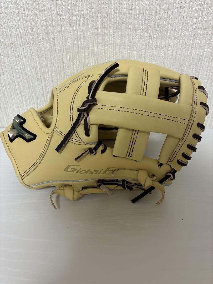 Mizuno Global Elite 軟式用グローブ ベージュ