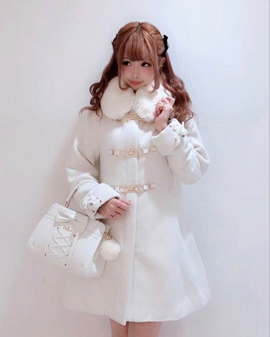 リズリサ LIZLISA ファー付きホワイトダッフルコート SIZE