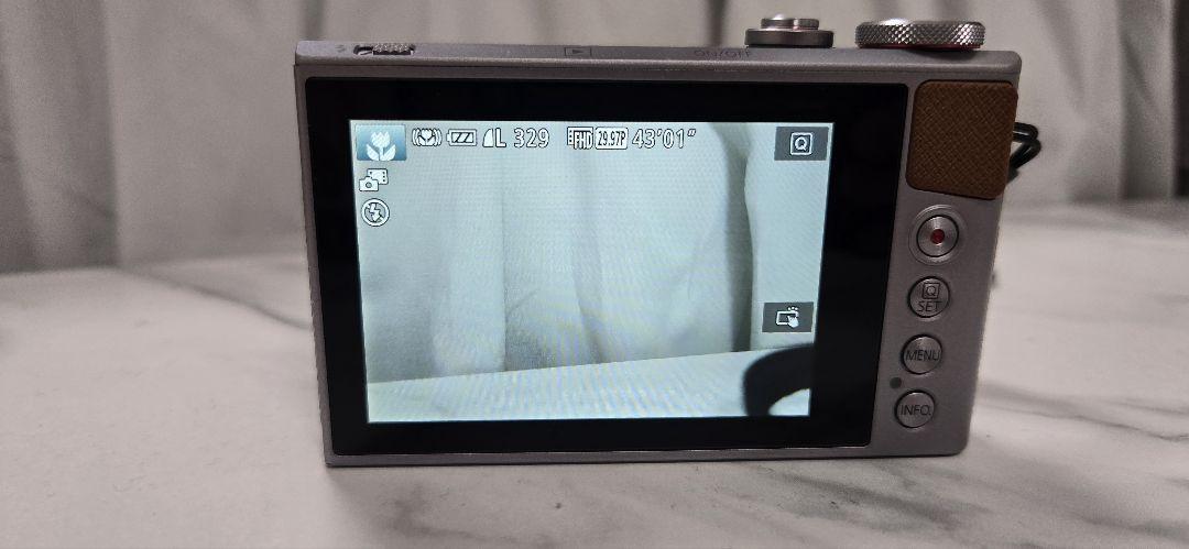 【お値下げしました！】 Canon G9 X シルバー コンパクトデジタルカメラ