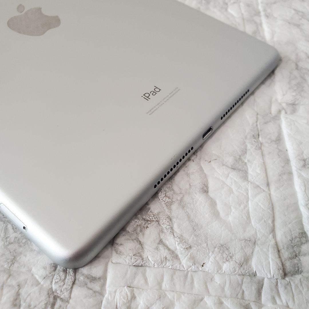 339 iPad 8世代 32GB SIMフリー シルバー