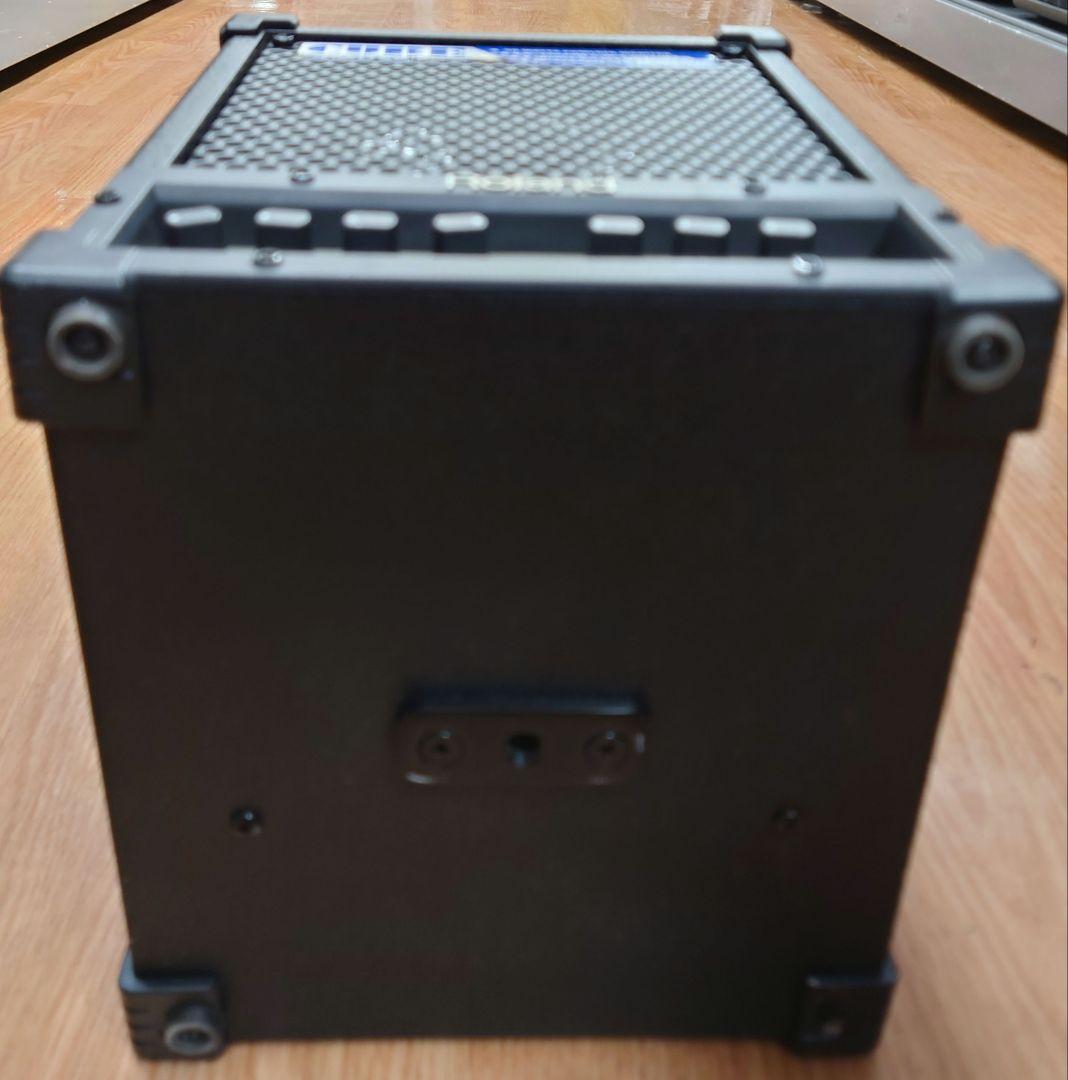 ■Roland　CM-30 モニタースピーカー