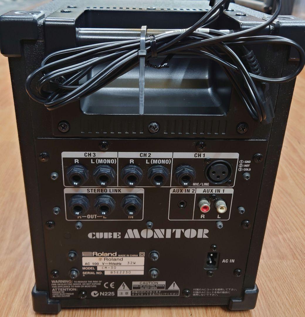 ■Roland　CM-30 モニタースピーカー