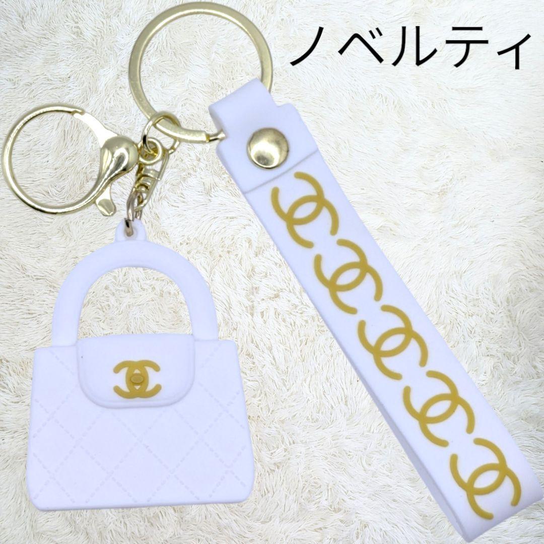 CHANEL - CHANEL ラコレクション キーホルダー ノベルティの通販