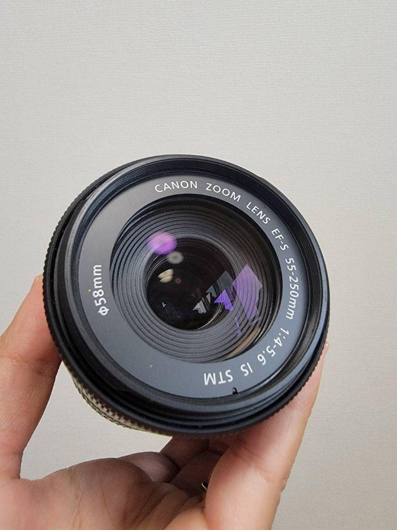 Canon　キャノン　一眼レフ　EOS8000D
