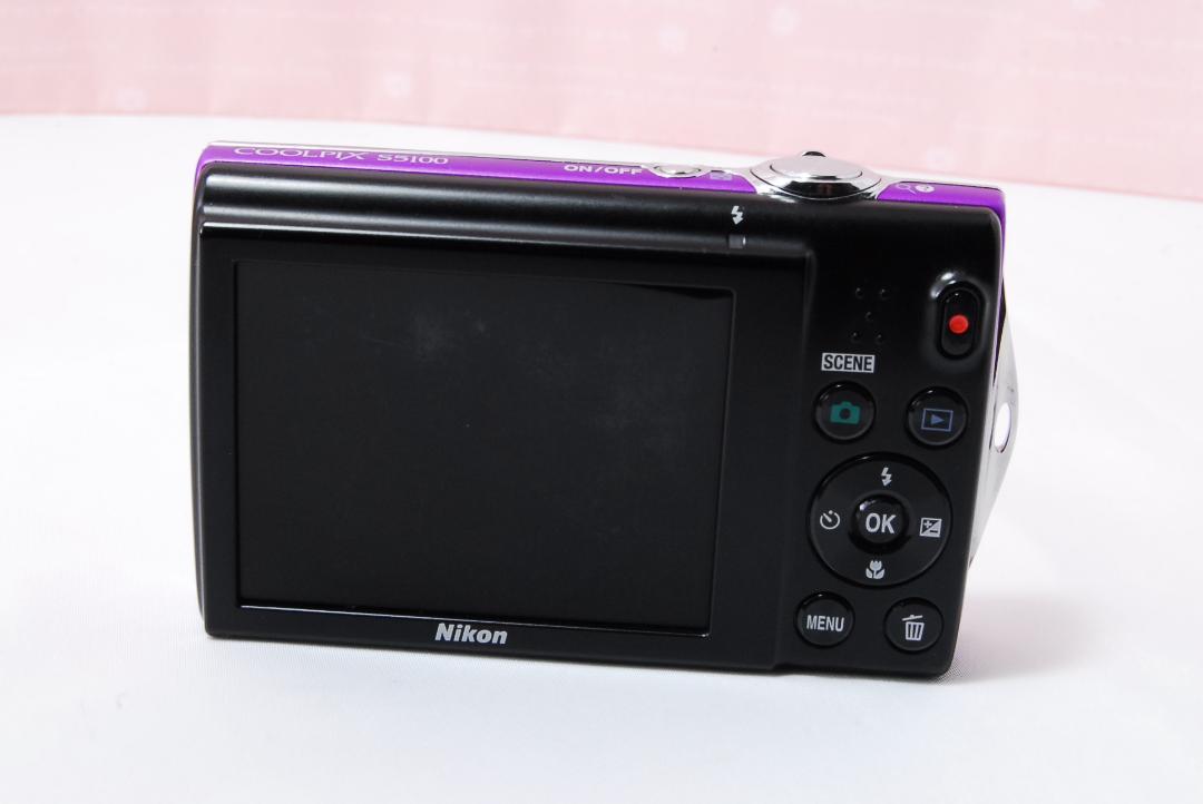 ☪ 〓コンパクトデジタルカメラ〓Nikon
