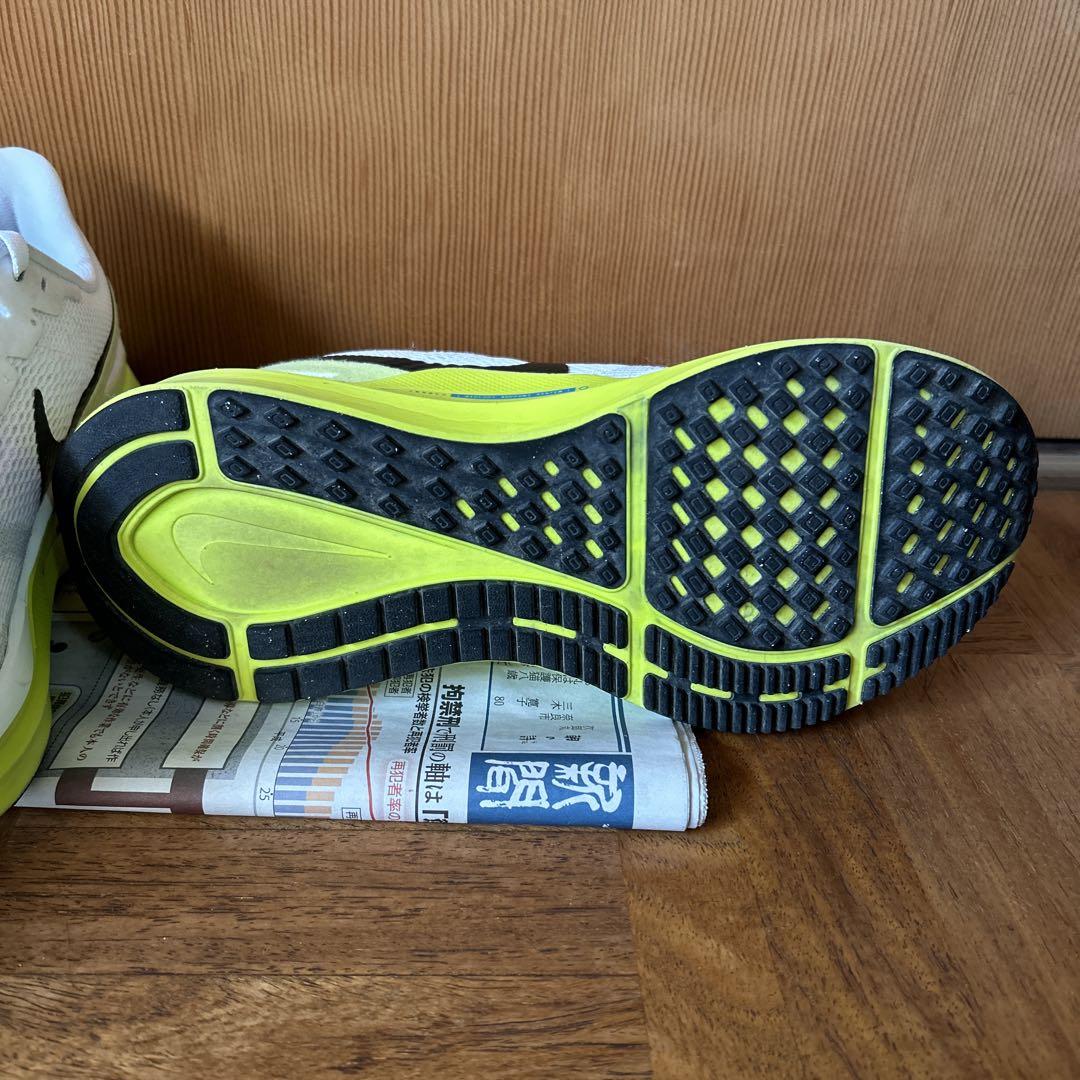 ナイキ　エアズーム　ストラクチャー 25 ランニングシューズ　25.5㎝