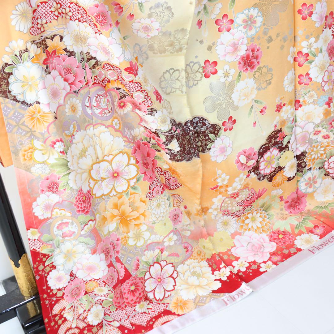 E256☆送料込み❣️仮絵羽 未仕立て 振袖 牡丹・桜・菊模様 刺繍 八掛付き❣️