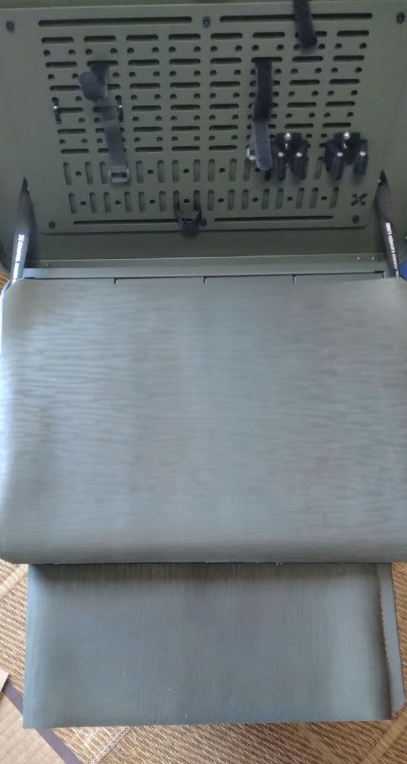 camvil hard lever 60L アルミコンテナ カ−キ カスタム camvil hard lever 60L アルミコンテナ カ−キ カスタム