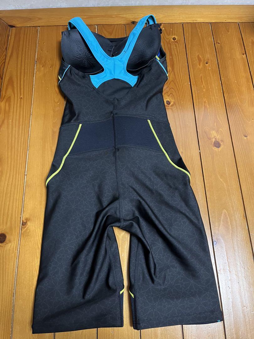 匿名配送　　競泳　ミズノ　MIZUNO レディース水着　小さめM 試着のみ