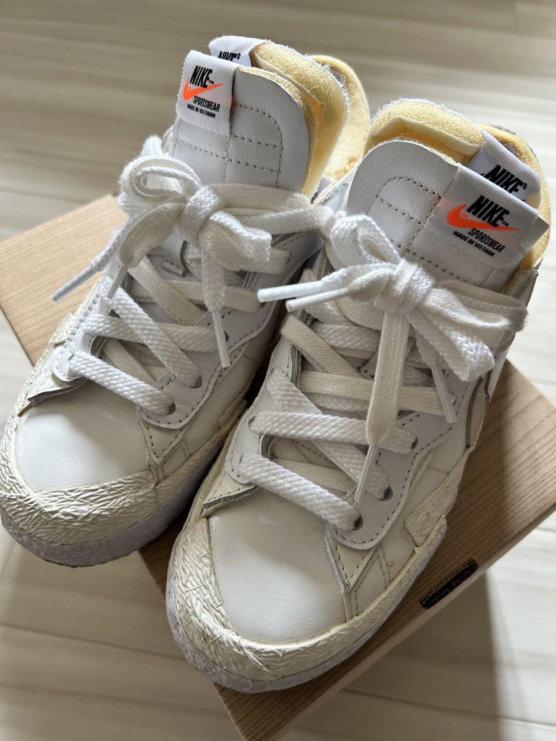 NIKE sacai ブレーザー　ナイキ　サカイ　スニーカー　白