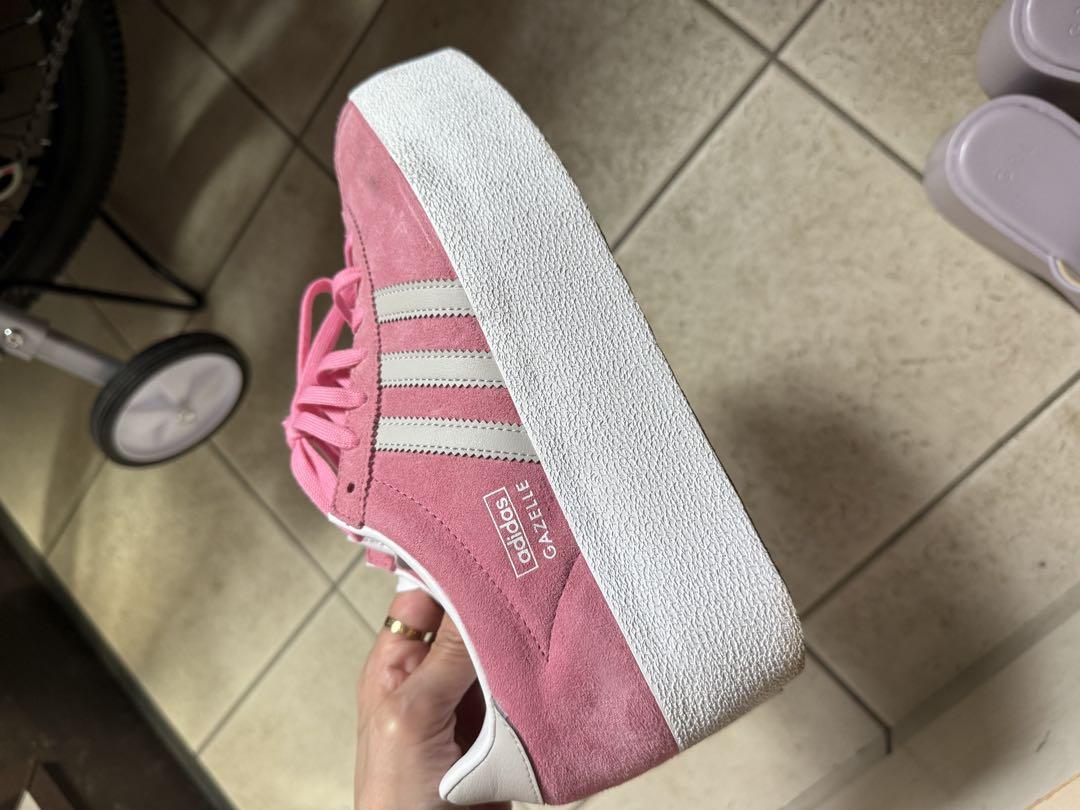adidas Gazelle ピンク スエード厚底