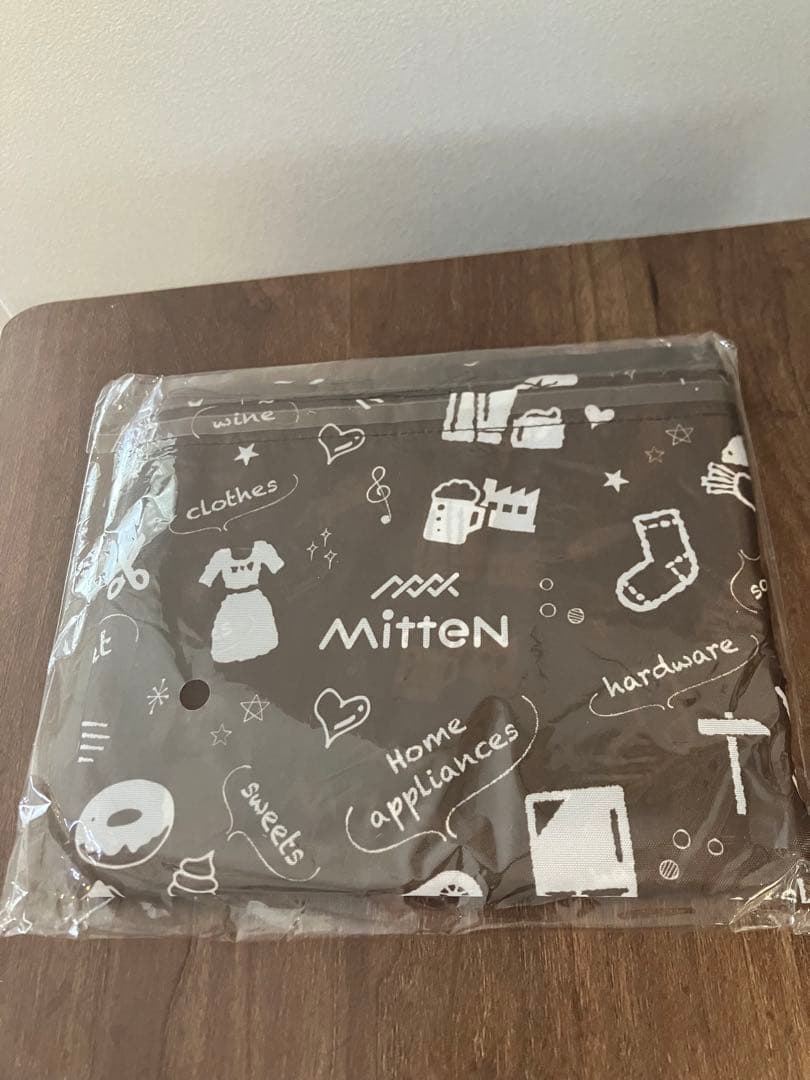 新品 未開封 Mitten ミッテン 府中 オープン記念 エコバッグ by メルカリ