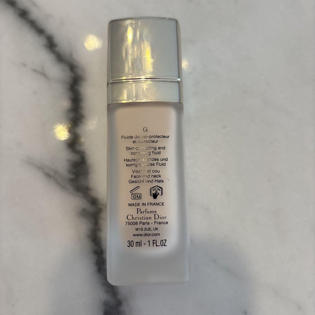 Dior プレステージ ホワイト ル プロテクターUV 30ml