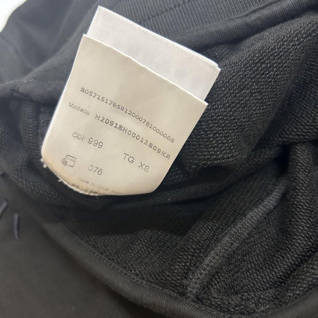 新作】MONCLER モンクレール ハーフパンツレタリングラバー